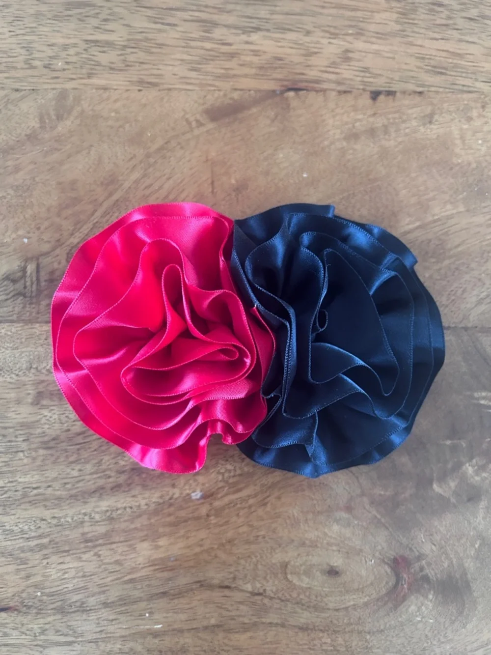 Large Satin Floral Flamenco Hair Clip - Red and Black NWOT